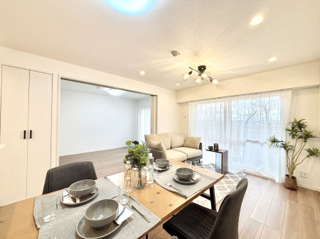 ���r���O �傫�ȑ����炽���Ղ�̗z���ƕ����������郊�r���O