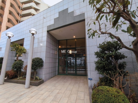 �G���g�����X -