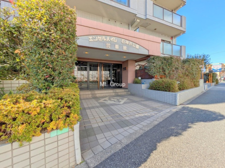 �G���g�����X -