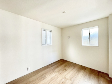 ���̑����� 2�ʍ̌����m�ۂ������邢��ԁB�Ƒ��݂�Ȃ����K�ȕ�炵����������݌v�ł��B