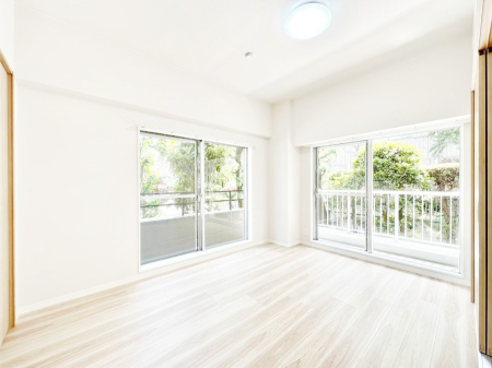 ���̑����� 2�ʍ̌��̗m���B��������荞�ޗz�����������S�̂�D������ݍ��݂܂��I