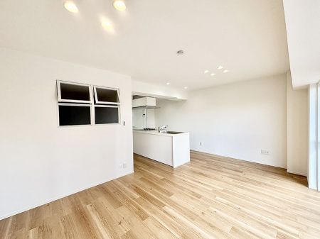 ���r���O �������������͋C�̂k�c�j�͉Ƒ��݂�Ȃ̉��K���