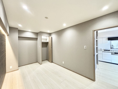 �q������ ���q���܂̂������Ƃ��Ă��I�ߗނ̐������ڂɕ֗��ȃN���[�[�b�g�t���̗m���B