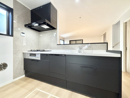 �L�b�`�� �������������I�ɁA�y�����I�V�X�e���L�b�`��  