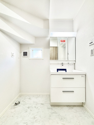 ���ʑ�E���ʏ� ���[�͂Ƌ@�\���ɗD�ꂽ���ʉ��ϑ�