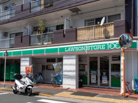 ���ӊ� �R���r�j 300m ���[�\���X�g�A100�@������l���ړX