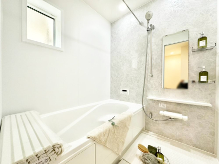 ���� ����̔�������Ă���閾�邢�������̂���o�X���[��