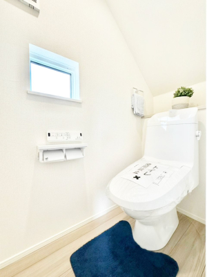 �g�C�� �g�C���͈��S�̂Q�ӏ��I���̃o�^�o�^������S�ł��B