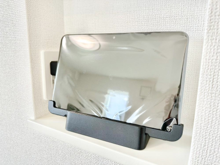 ���̑����� ���q���܂̂�����Ԃɂ����S�I���q����ڂŕ�����TV���j�^�[�t���C���^�[�t�H���B