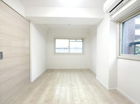 �Q�� �g���₷���`�Ńx�b�g��Ƌ�̒u�����ɂ����邱�Ƃ�����܂���B   