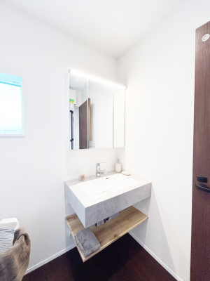 ���ʑ�E���ʏ� �@�\���ɗD�ꂽ���ʉ��ϑ�