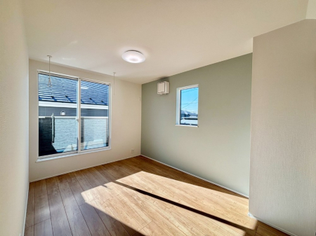 �Q�� ���邢�o���R�j�[�T�C�h�ɗm����ݒu�B�ڊo�߂̗ǂ��Q���ɁB�@