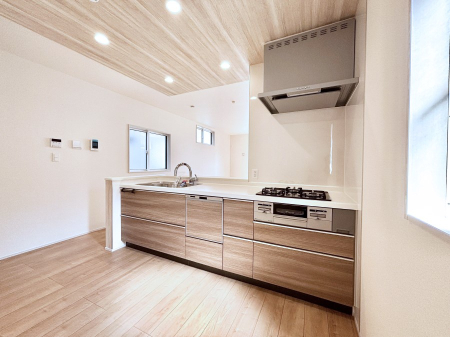 �L�b�`�� �����g���L�b�`��������A�g���₷�����������̂��₷���ɂ������܂����B 