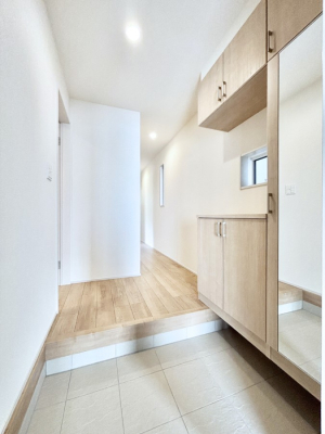 ���� ����I�𗘗p���āA���z�������������q�l�������ĂȂ��ł��܂��B