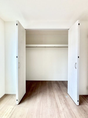 ���[ �����Ղ�̎��[�X�y�[�X�ŉ��K�ɕ�点���� 