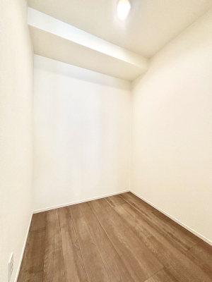 ���̑����� �L�b�`���ɂ̓p���g���[�I�H�ނ̃X�g�b�N�͂������A���p�i�̎��[�Ȃǎg�����͂��낢��I