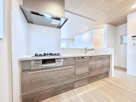 �L�b�`�� ��Ƃ肠��L�b�`���ł͂��Ƒ��Ɗy�������������ł��܂��B