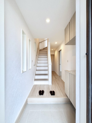 ���� �Ƒ��̋A��₨�q�l�������������}���錺��  