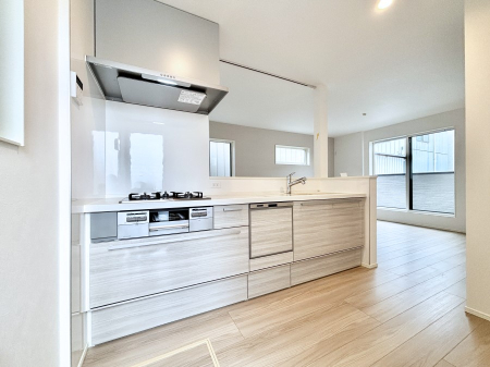 �L�b�`�� ���������Ȃ���ł����Ƒ��Ƃ̉�b���y���߂�ΖʃL�b�`��