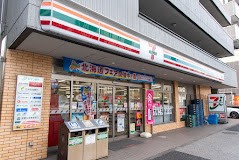 ���ӊ� �R���r�j 700m �Z�u��-�C���u�� �k��u�Ήw�O�X