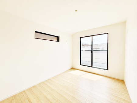 ���̑����� �o���R�j�[���J�������v���X���Ă����m��