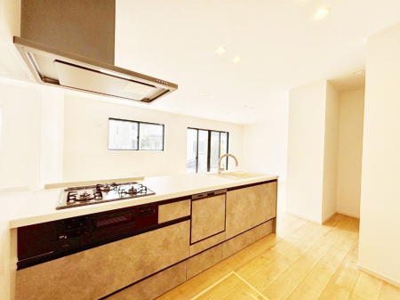 �L�b�`�� �L�X�Ƃ����g������̗ǂ��L�b�`���œ��X�̂��������y�����Ȃ肻��