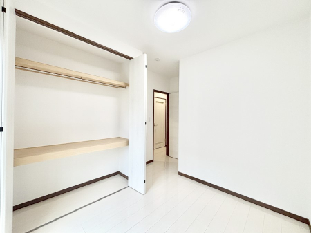 ���̑����� ���[���[�����Ă���̂ŁA���Z�X�y�[�X���L���g���܂��B 