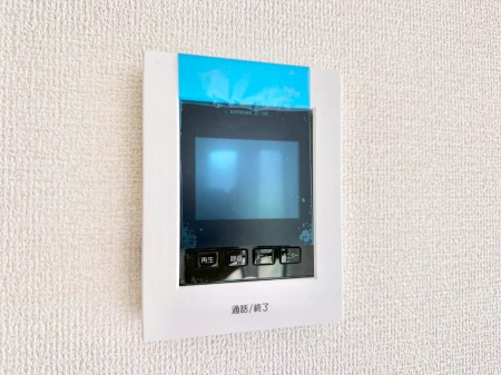 ���̑����� TV���j�^�[�t�C���^�[�t�H�����t���Ă��ăZ�L�����e�B�[��