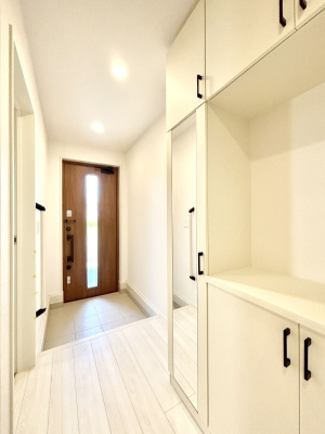 ���� ���邢���ւ͂��q�l�����o�}������̂ɂ҂�����ł��I 