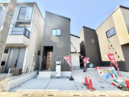 ���n�O�ώʐ^ �������ꂽ�O�ρA�㎿�ȏZ��Ԃ��L���鎺���͉i�����S���ĉ߂�����Z���ł��B 