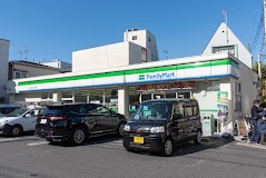 ���ӊ� �R���r�j 70m �t�@�~���[�}�[�g �����J�k�Z���ړX