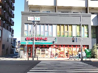 ���ӊ� �X�[�p�[ 600m �܂��΂������� �ԓy���w�Z�O�w�k�X