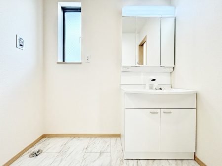 ���ʑ�E���ʏ� ���[�͂Ƌ@�\���ɗD�ꂽ���ʉ��ϑ�