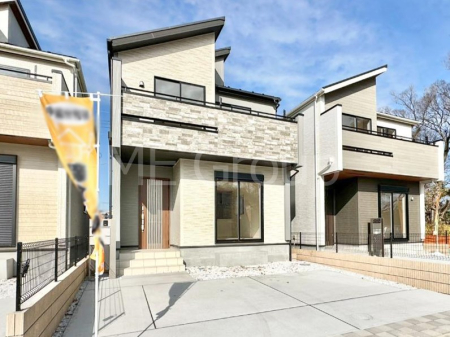 ���n�O�ώʐ^ �������ꂽ�O�ρA�㎿�ȏZ��Ԃ��L���鎺���͉i�����S���ĉ߂�����Z���ł��B 