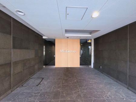 �G���g�����X -