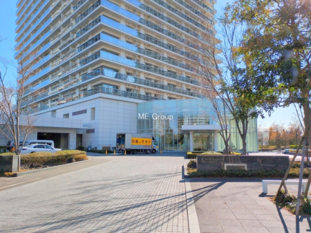 �G���g�����X -