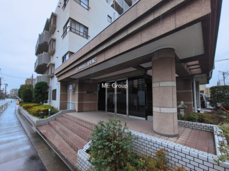 �G���g�����X -