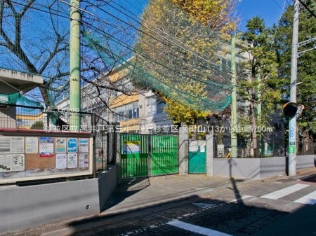 ���ӊ� ���w�Z 700m �����旧����ˑ�O���w�Z