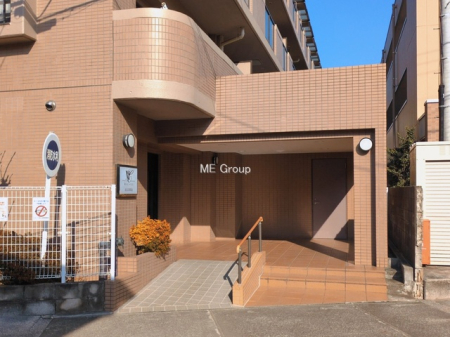 �G���g�����X -