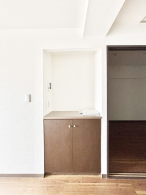 ���̑����� ���r���O�̃J�E���^�[�����[