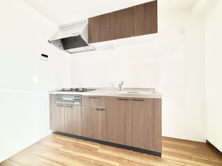 �L�b�`�� �������������I�ɁA�y�����I�V�X�e���L�b�`��