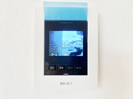 ���̑����� TV���j�^�[�t�C���^�[�t�H�����t���Ă��ăZ�L�����e�B�[��