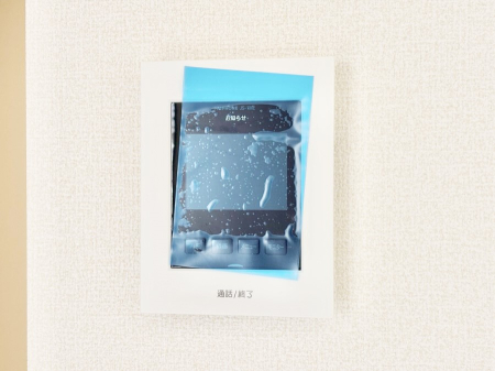 ���̑����� TV���j�^�[�t�C���^�[�t�H�����t���Ă��ăZ�L�����e�B�[��