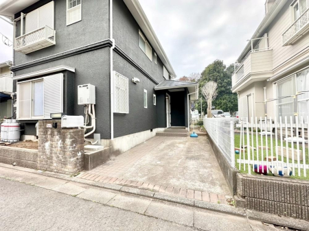  �����Ɍ������Ȃ����ԃX�y�[�X�B