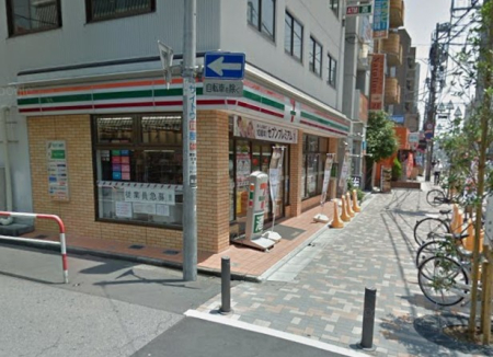 ���ӊ� �R���r�j 82m �Z�u��-�C���u�� �n�����P�ԊX�X