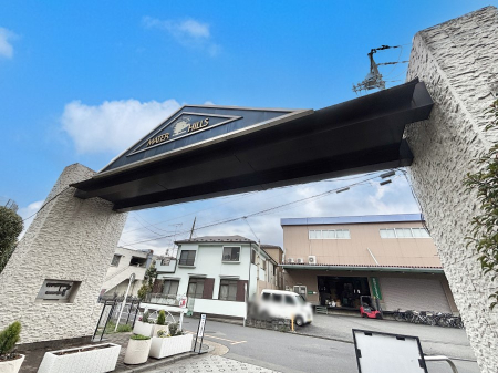 �G���g�����X �������������͋C�̃G���g�����X