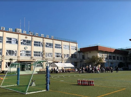 ���ӊ� ���w�Z 700m �����旧���n���w�Z