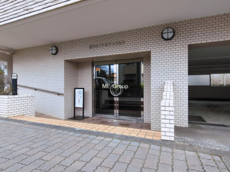 �G���g�����X -