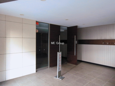 �G���g�����X -