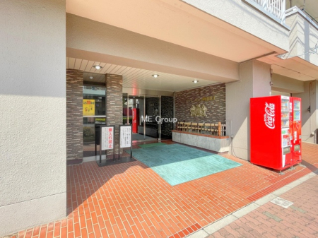 �G���g�����X -